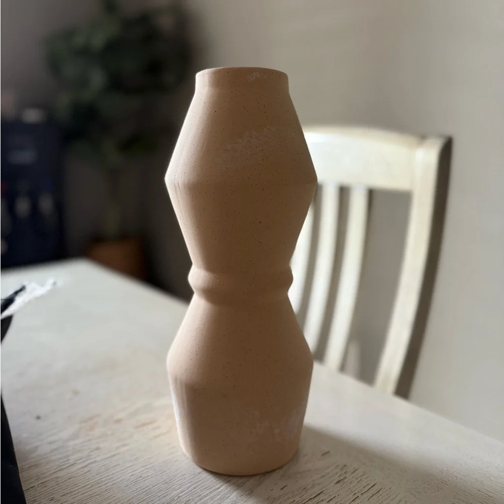 Sandy modern vase